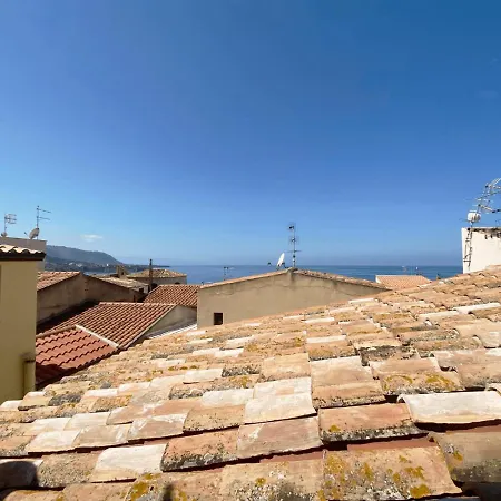 Rocksea Attic Floor Cefalù