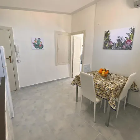 Rocksea Attic Floor * Cefalù